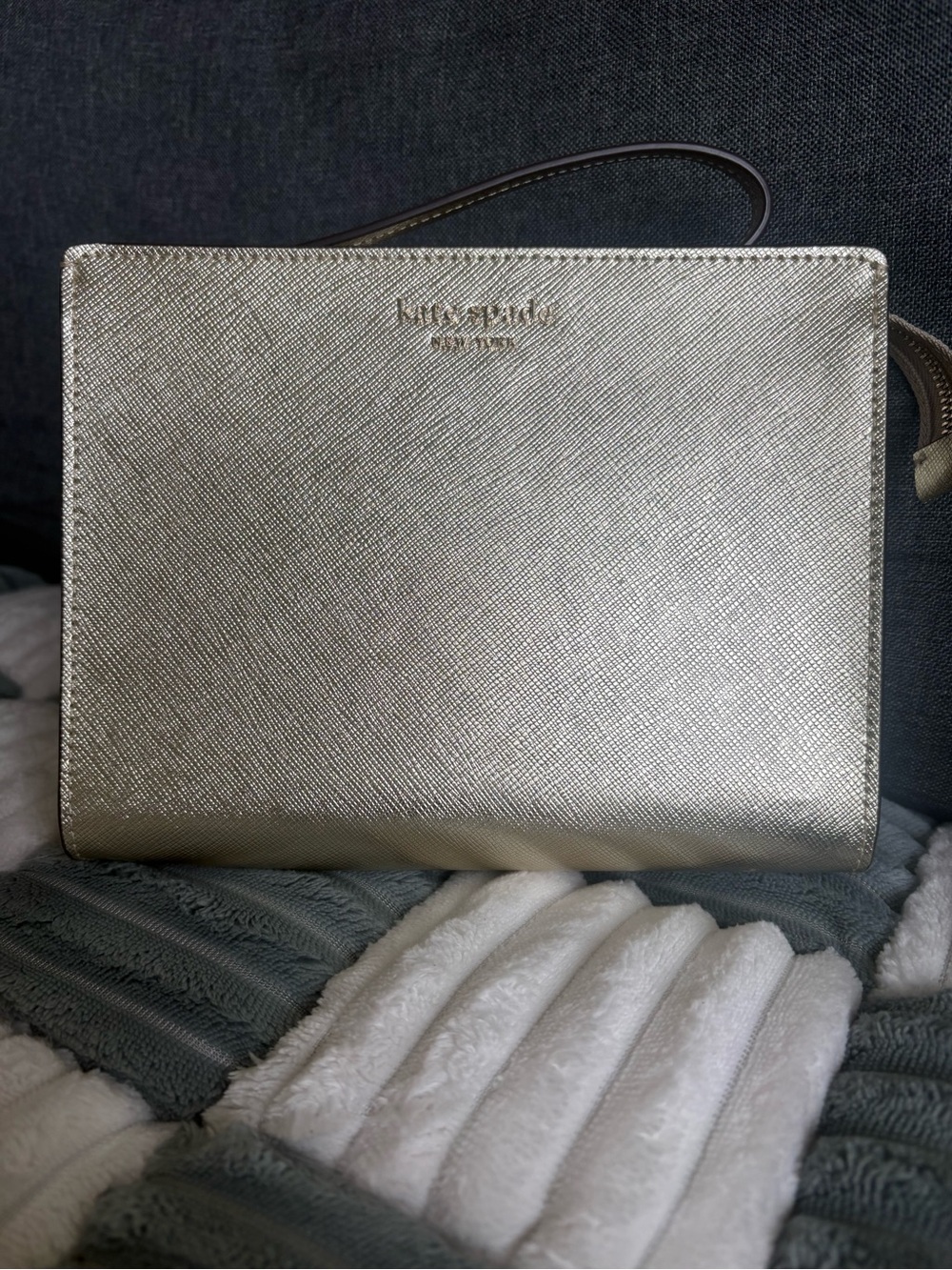 kate spade Metallic Gold clutch Bag - Picture 2 of 6